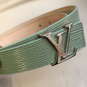 Authentic Louis Vuitton Epi Belt